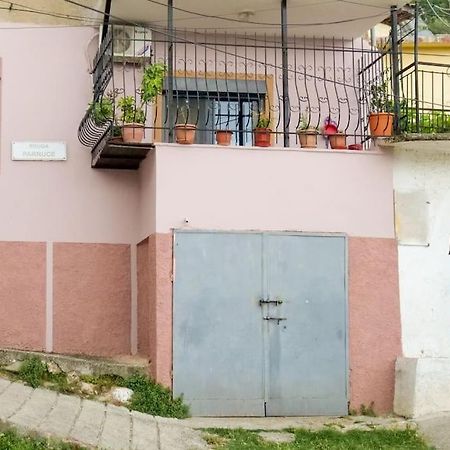 Kasmi Home Krujë 외부 사진